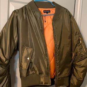 PRETTYLITTLETHING Bomber jacket
